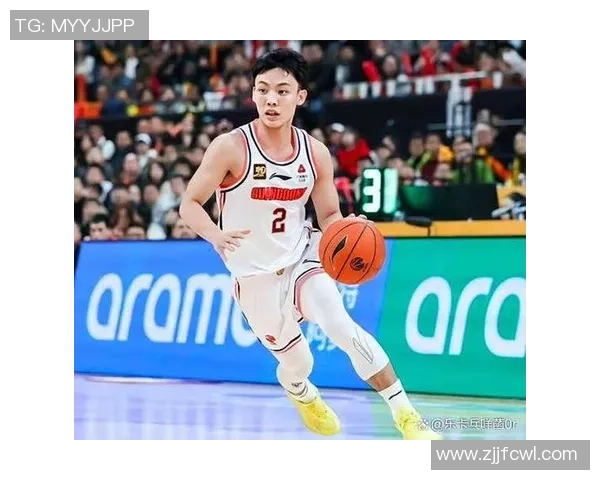 徐杰的篮球之路：从青涩少年到CBA明星的成长故事